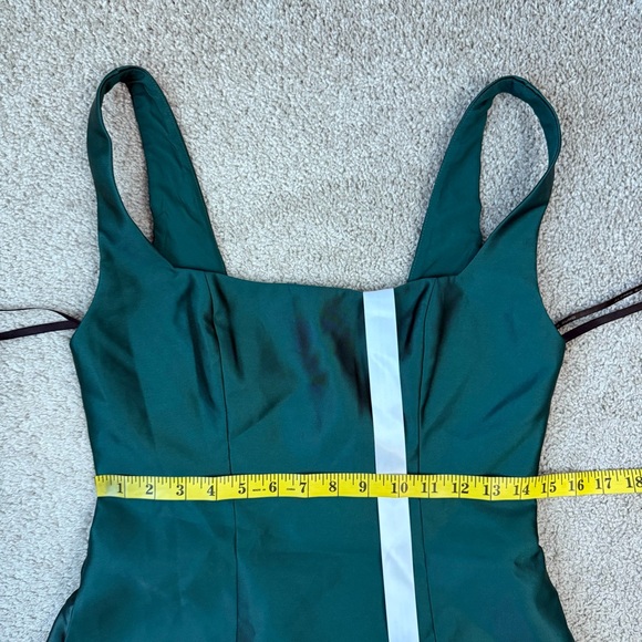 Alfred Sung D826‎ Square Neck Twill Satin Gown Hunter Green 10 - Picture 7 of 8